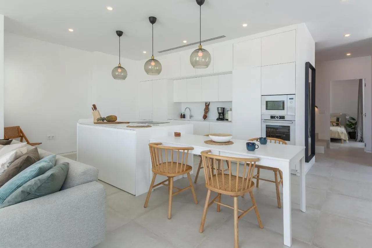 394921 - Wonderful Semi Detached Villa マラガ スペイン